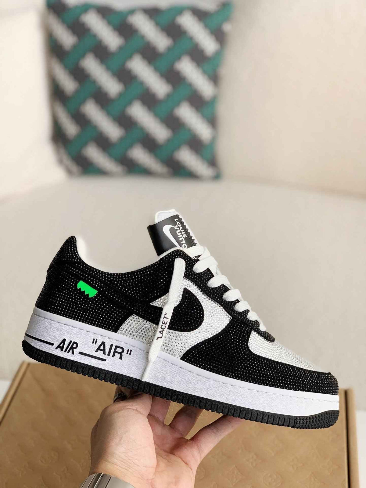 Air Force 1 Low – Swarovski Crystal Black & White