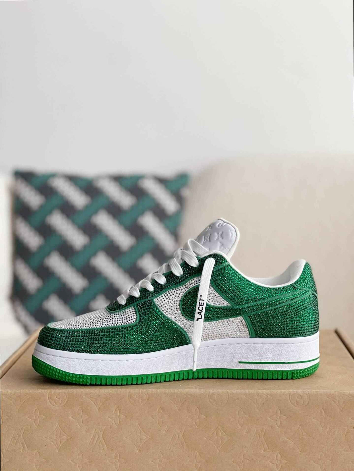 Custom Air Force 1 Low – Swarovski Crystal White & Green