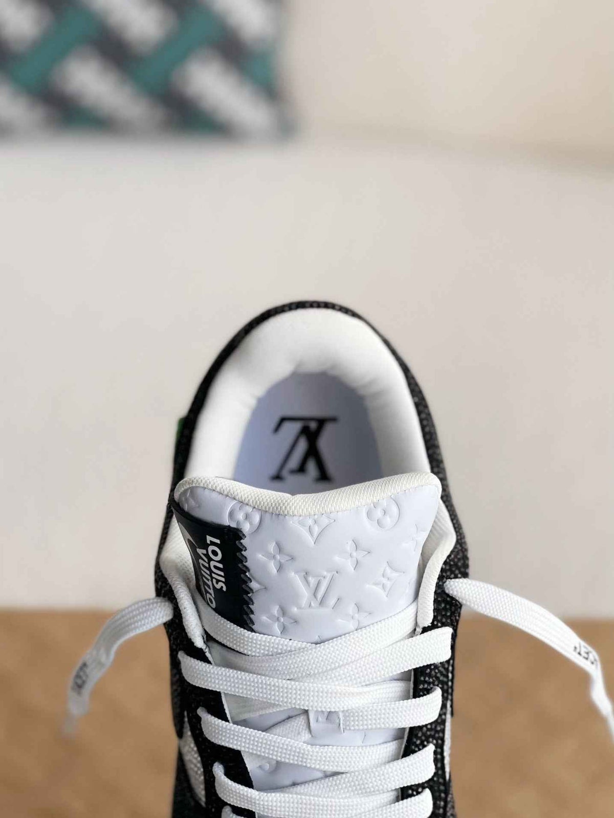 Air Force 1 Low – Swarovski Crystal Black & White
