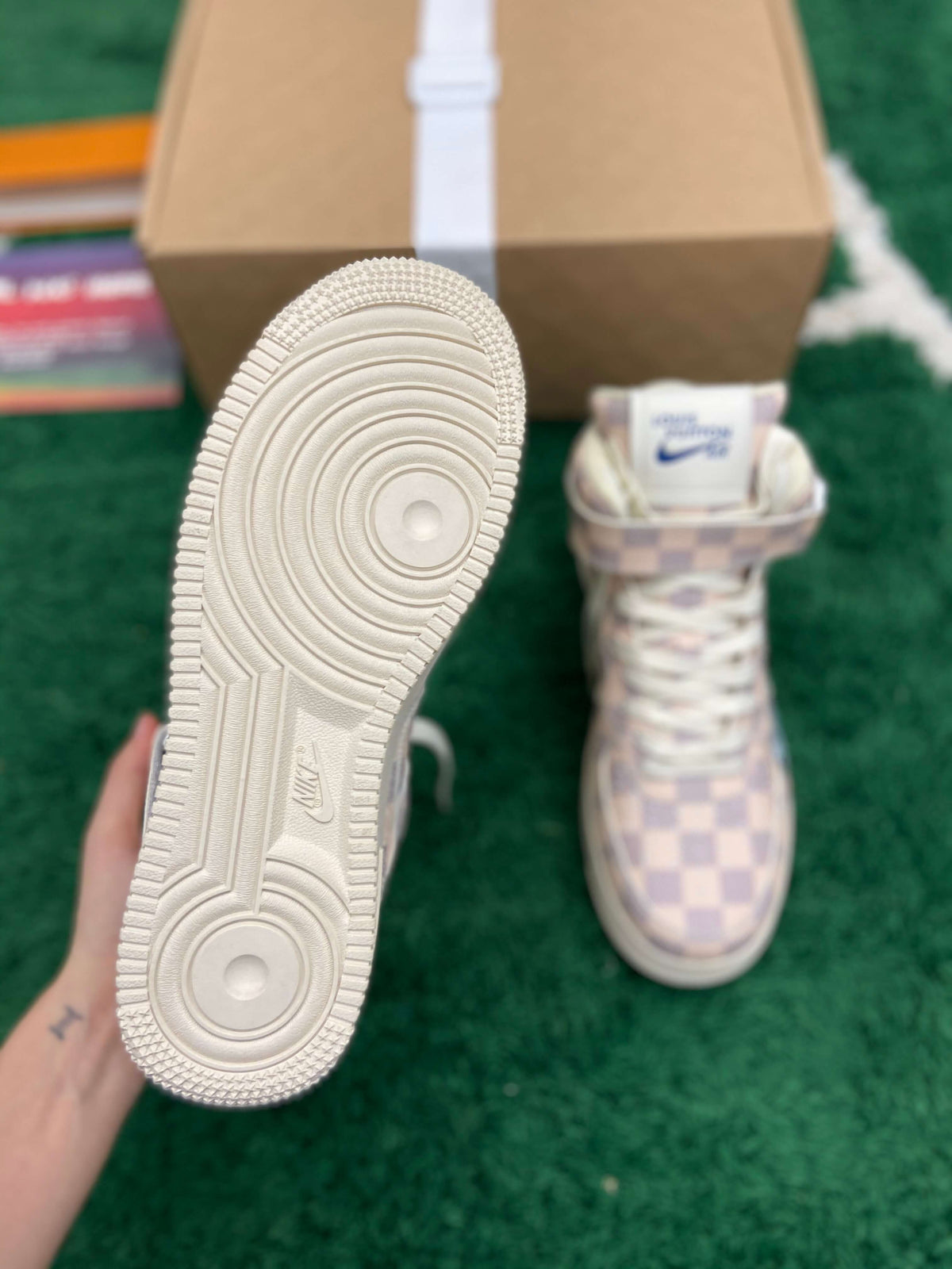 Louis Vuitton x Nike Air Force 1 Mid by Virgil Abloh – Damier Azur Graffit CUSTOM
