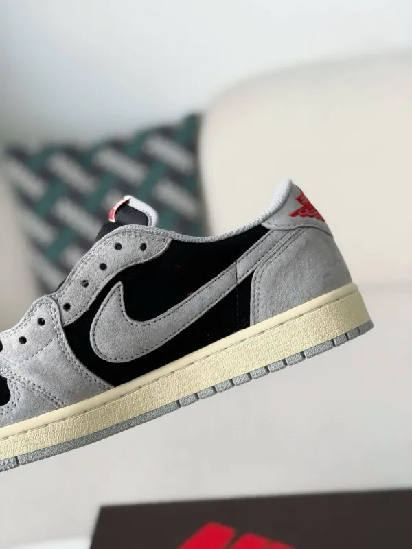 Travis Scott x Air Jordan 1 Low “Black Grey Reverse Swoosh” - OMYGOODS