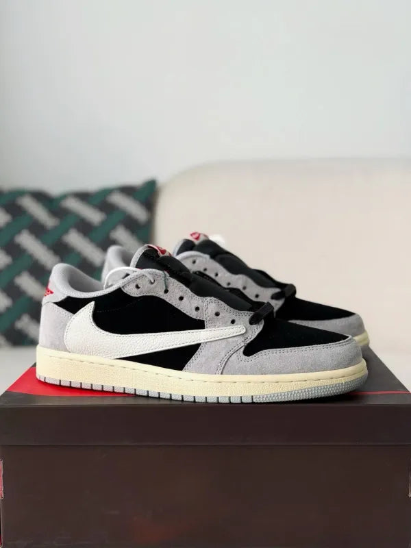 Travis Scott x Air Jordan 1 Low “Black Grey Reverse Swoosh” - OMYGOODS