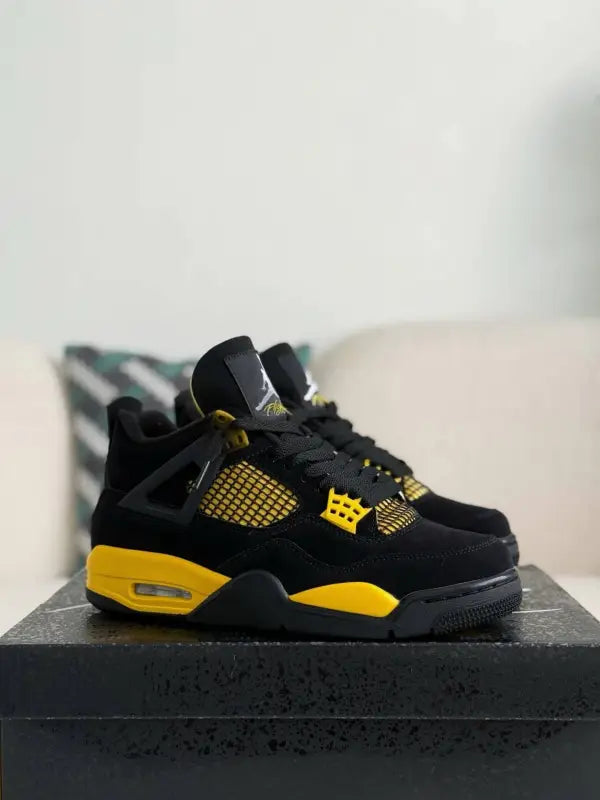 Air Jordan 4 Retro Thunder -black & Yellow - OMYGOODS