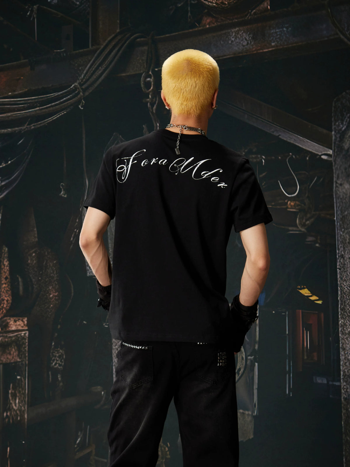 Sanctum Script Cross Graphic Tee - Notkicks