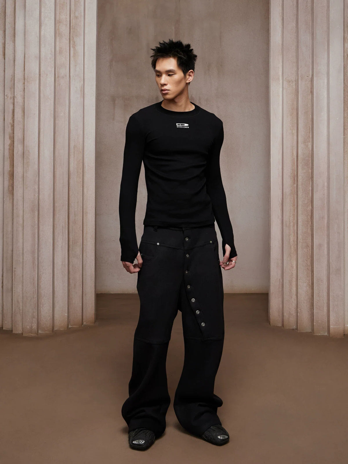 Logo Ribbed Compression Long Sleeve Tee - Notkicks