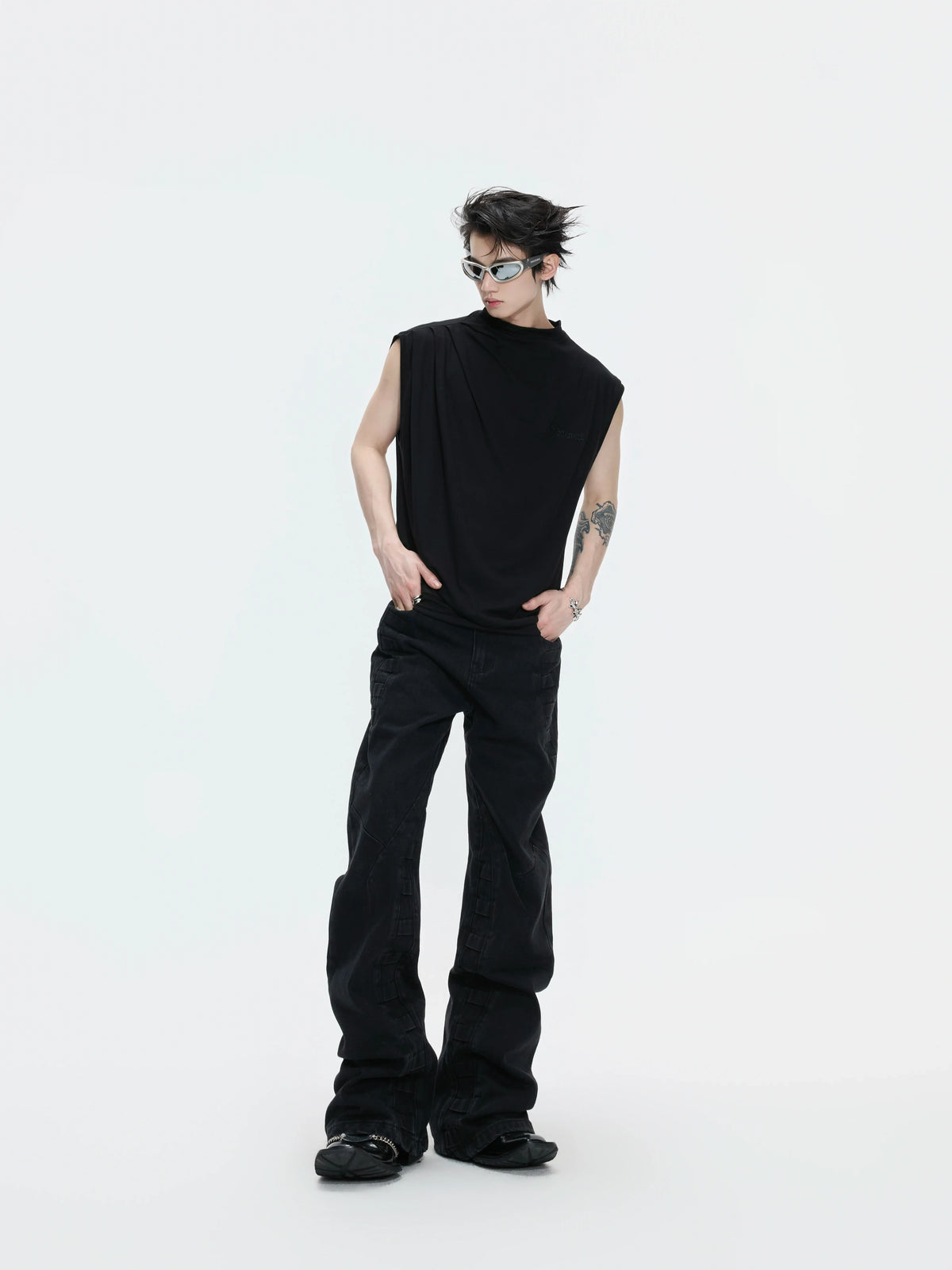 Sleeveless Mock Neck Draped T-Shirt - Notkicks