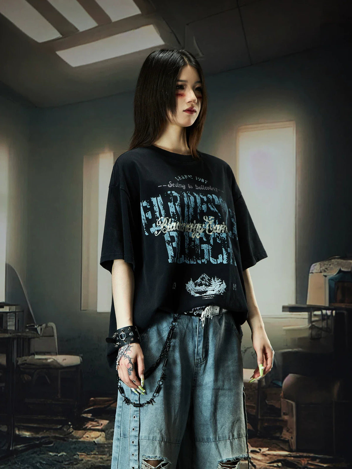 Nebula Varsity Oversize Graphic Tee - Notkicks