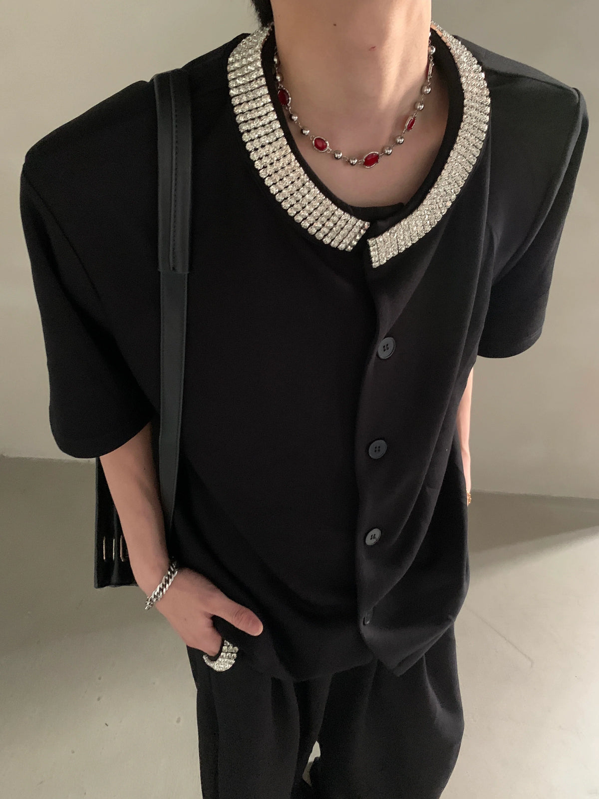 Black Short Sleeve Button-Up Shirt with Embellished Gem Collar - Notkicks