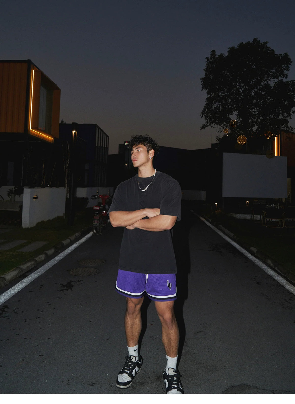 Oversize Graphic Streetwear T-Shirt - Notkicks