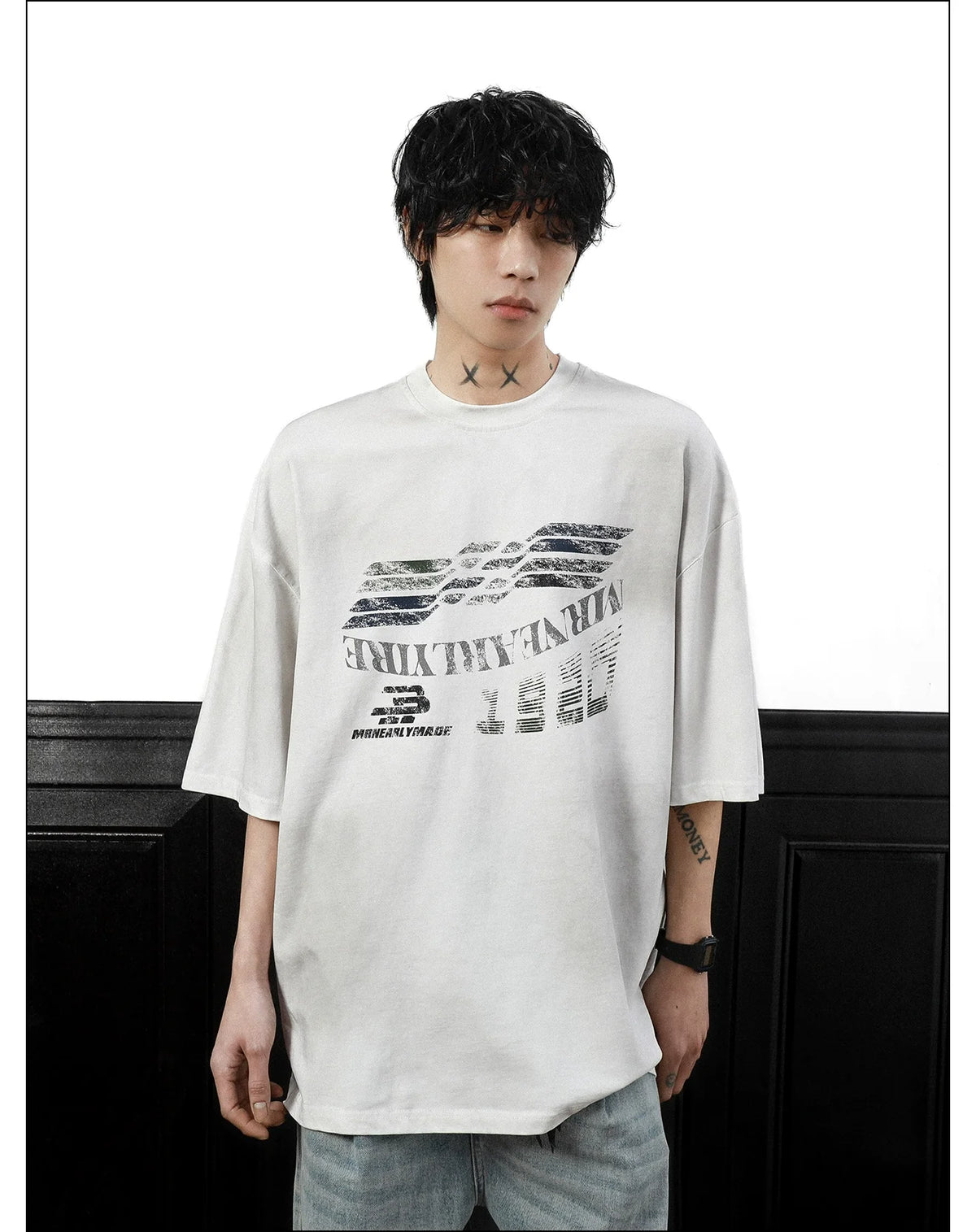 Gridline Drift Graphic Oversized Tee - Notkicks