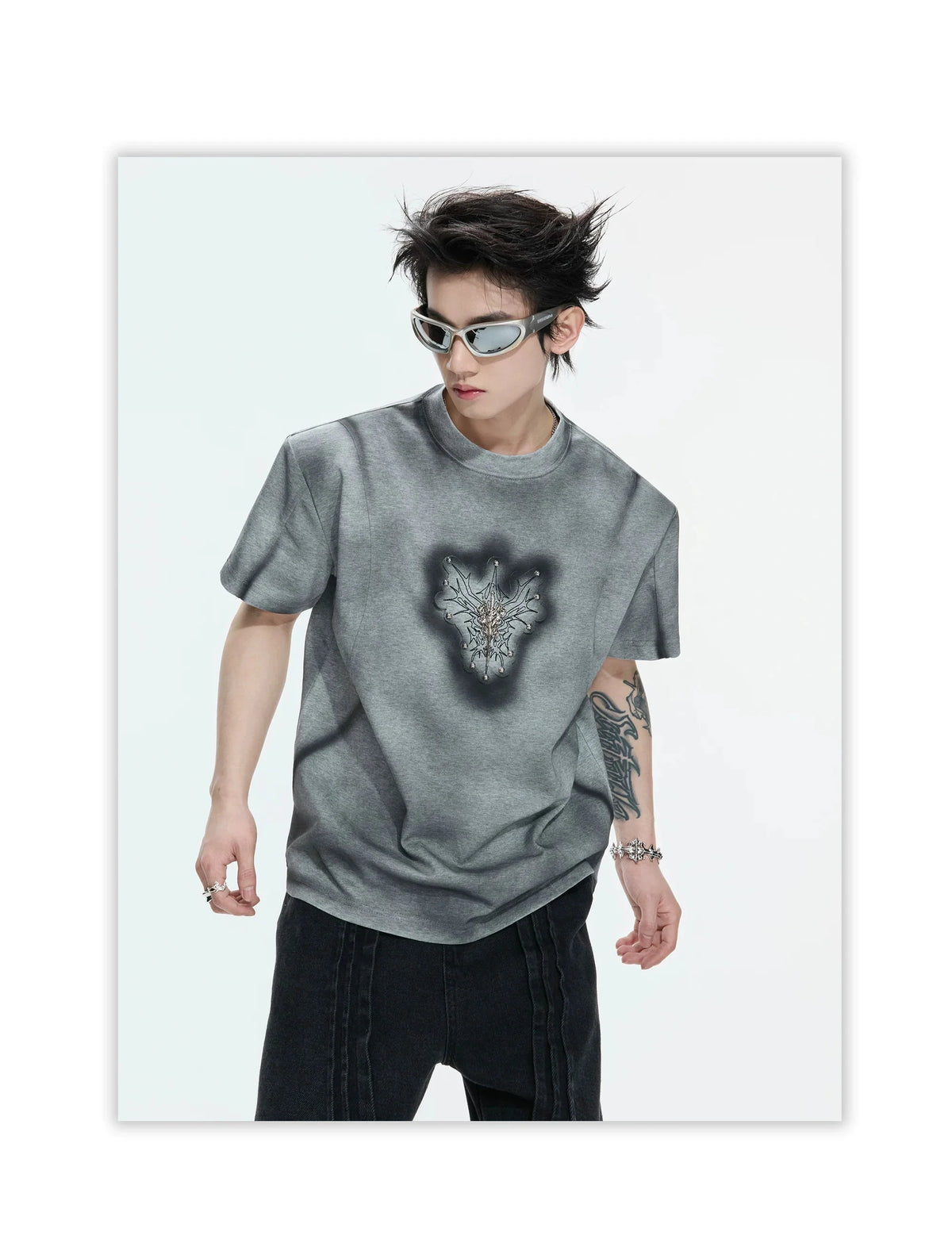 Airbrushed Emblem Graphic Crewneck T Shirt - Notkicks
