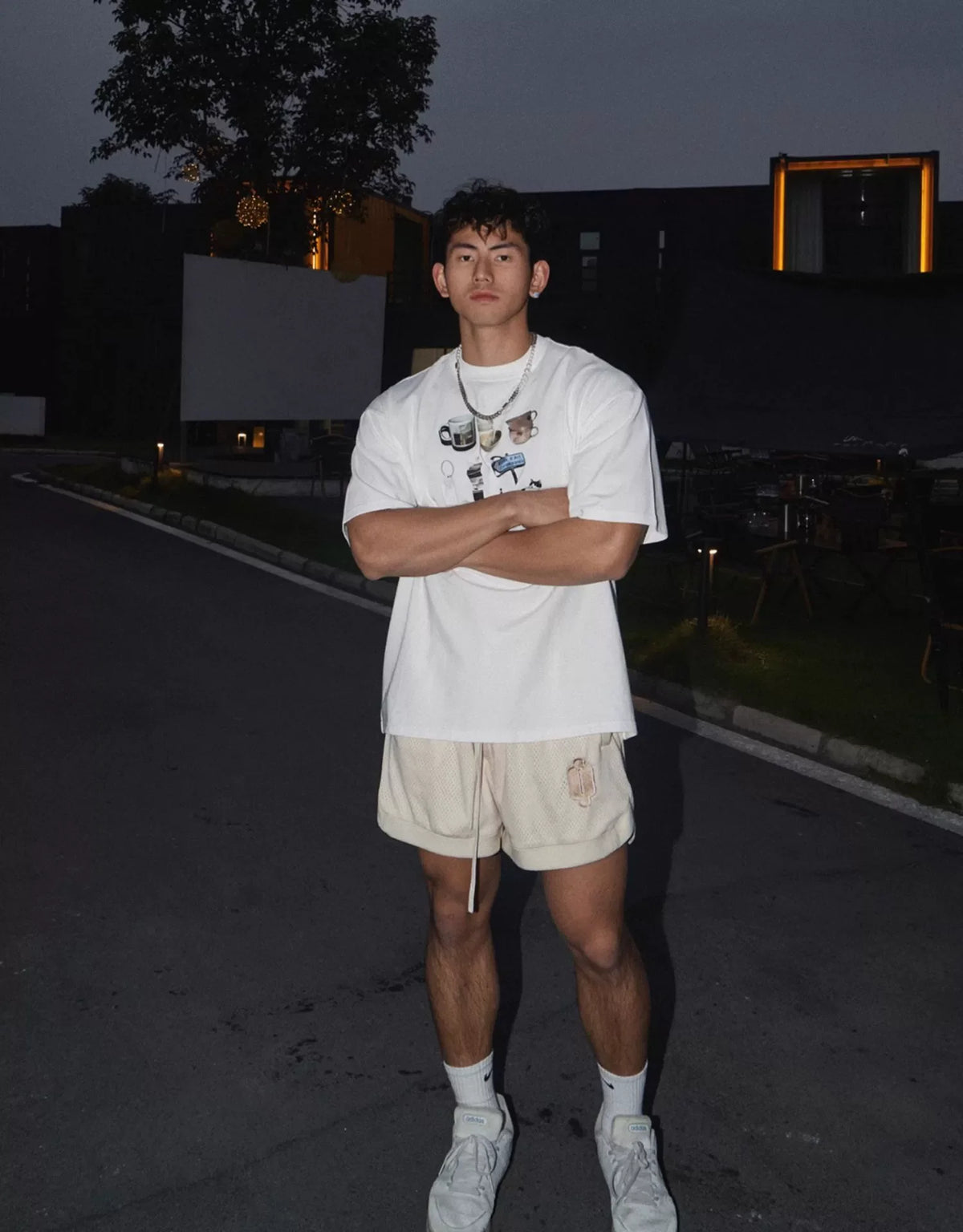 Café Print Graphic T-Shirt - Notkicks