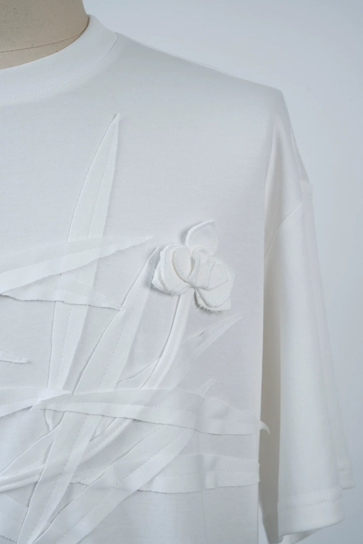 Ivory Crossed Bloom Relief Tee - Notkicks