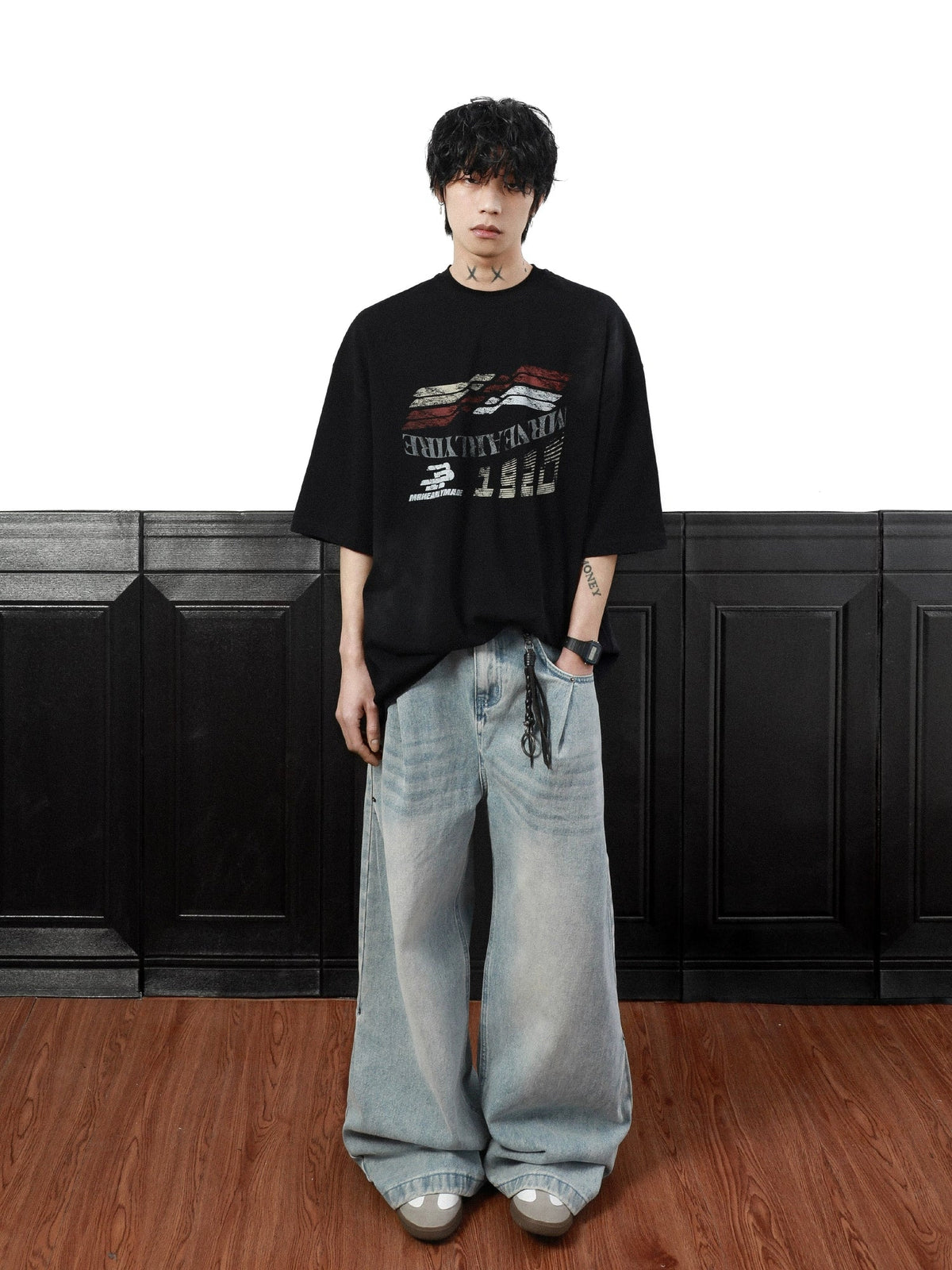 Gridline Drift Graphic Oversized Tee - Notkicks
