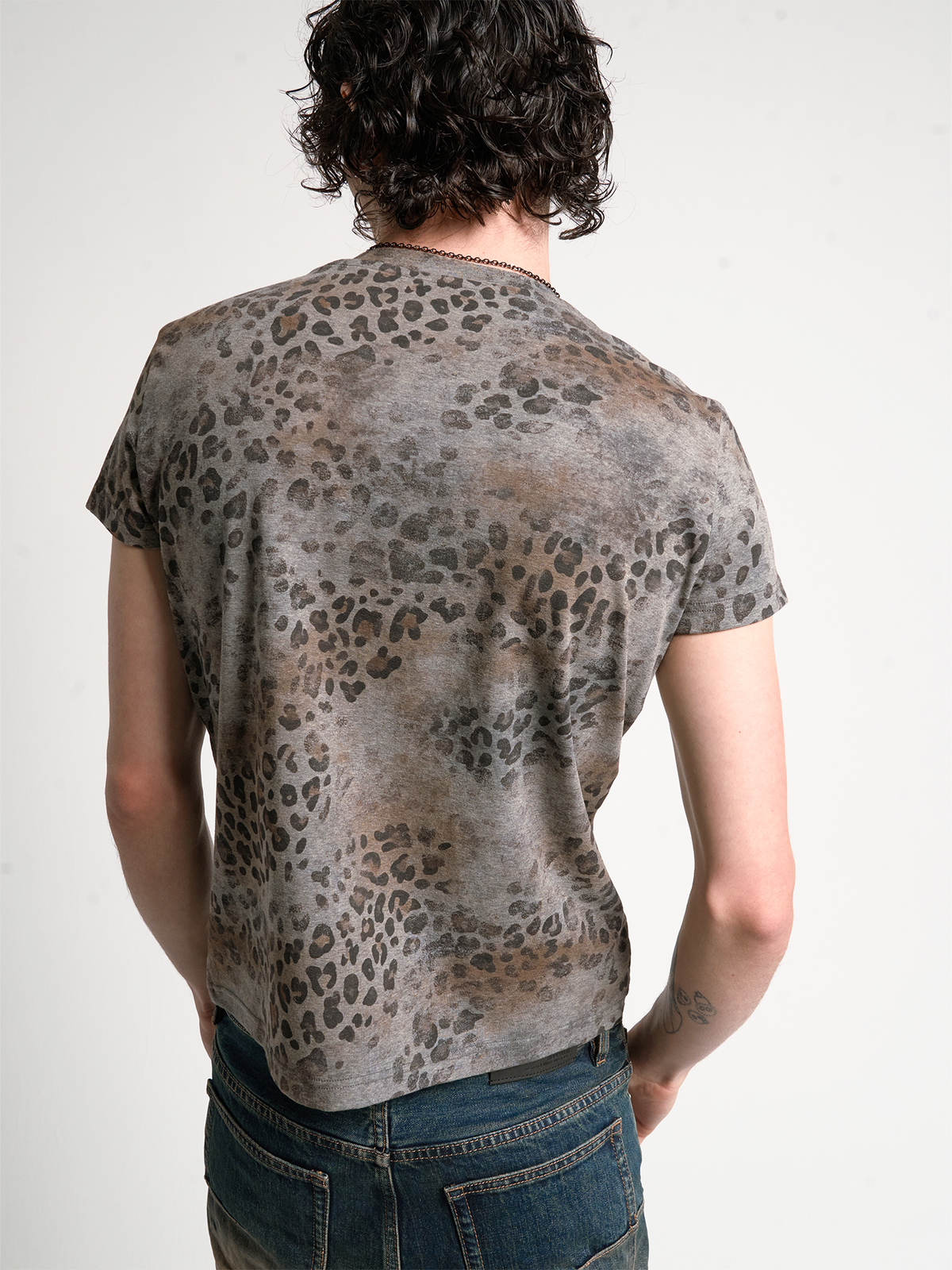 Attention Leopard Henley Tee - Notkicks