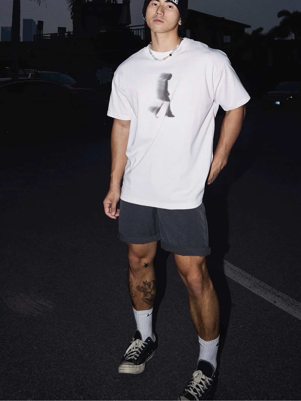 Blurred Walker Graphic White Tee - Notkicks