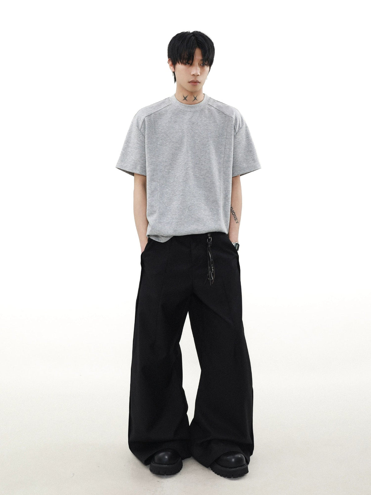 Silverline Seam Detail Relaxed Tee - Notkicks