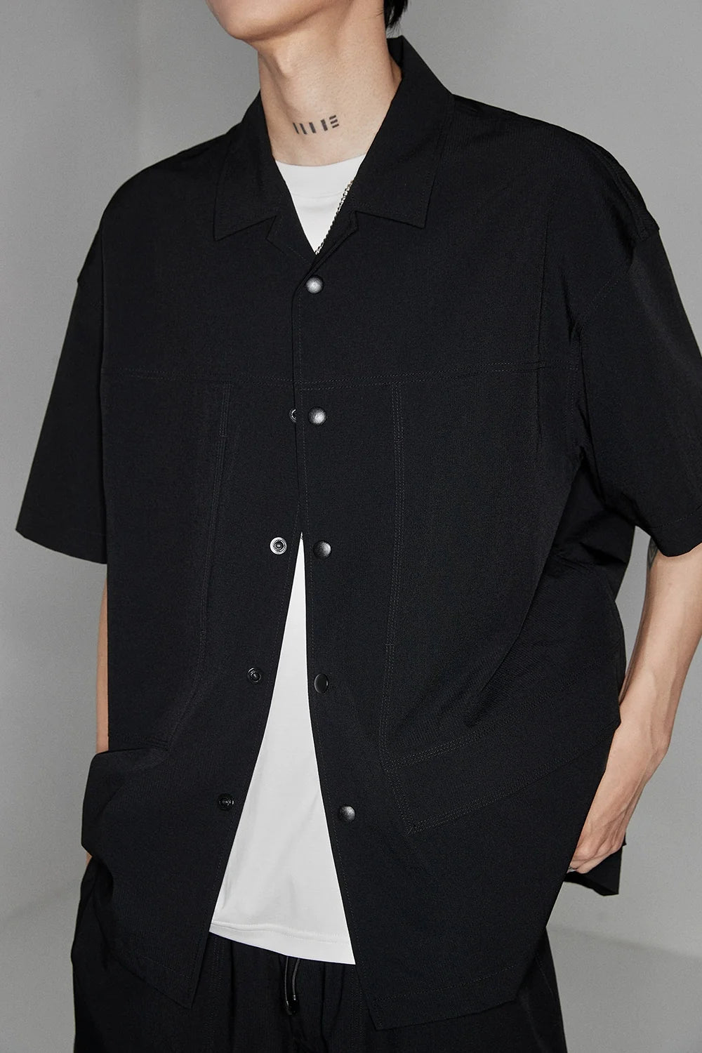 Color Block Letter Print Standard Tee - Notkicks