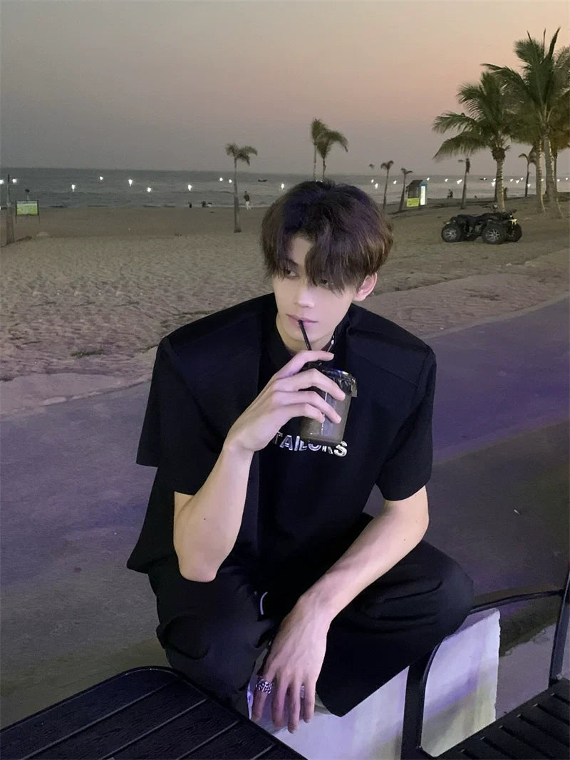 Oversized Logo Tee - Notkicks