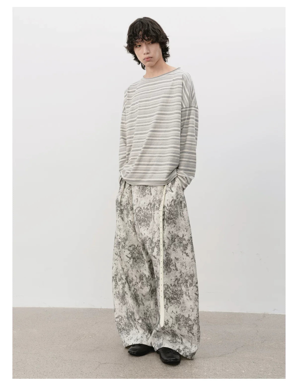 Soft Grey Horizontal-Stripe Relaxed Long-Sleeve Tee - Notkicks
