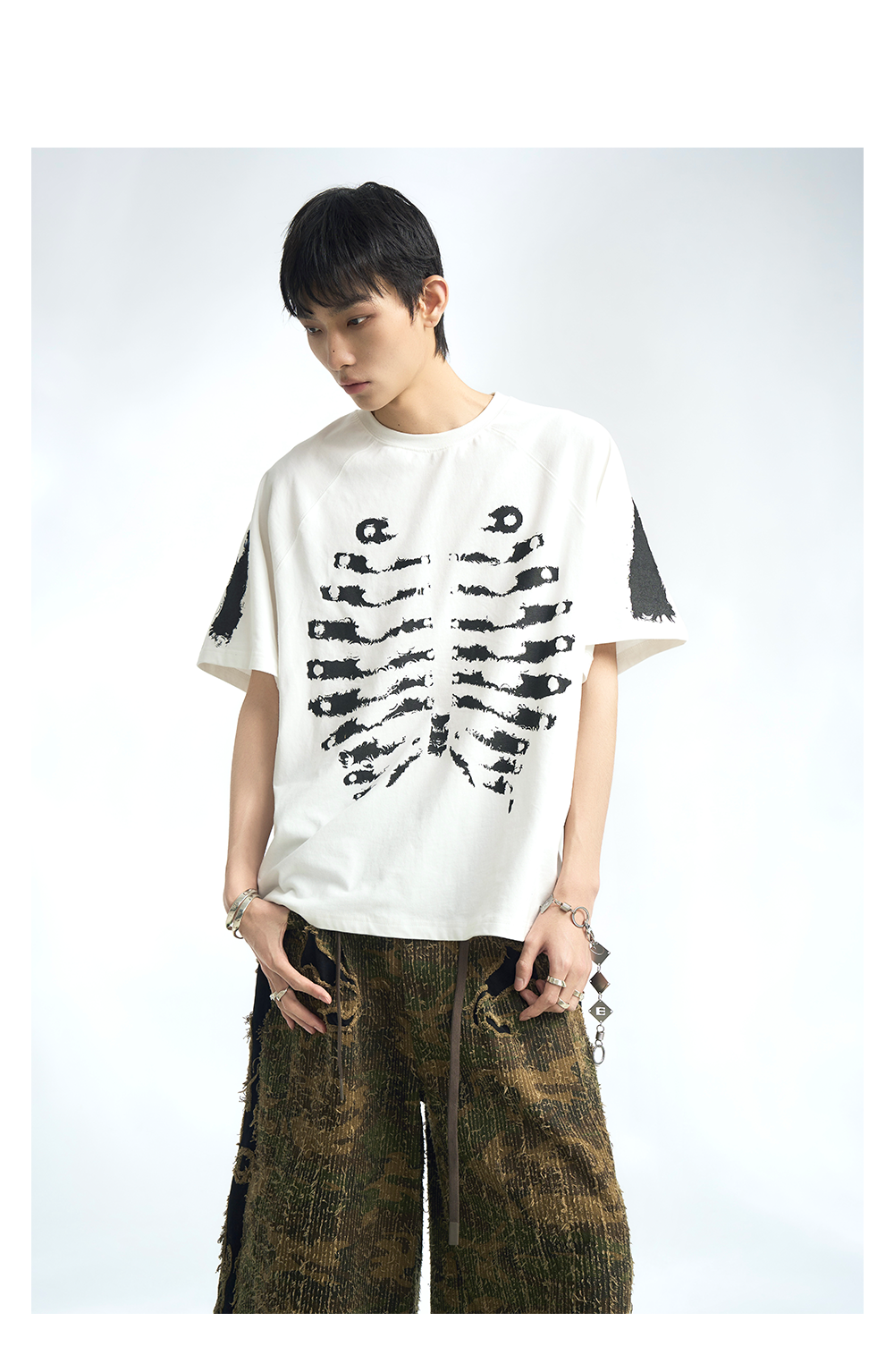 Skeleton Graphic Oversized Raglan T-Shirt - Notkicks