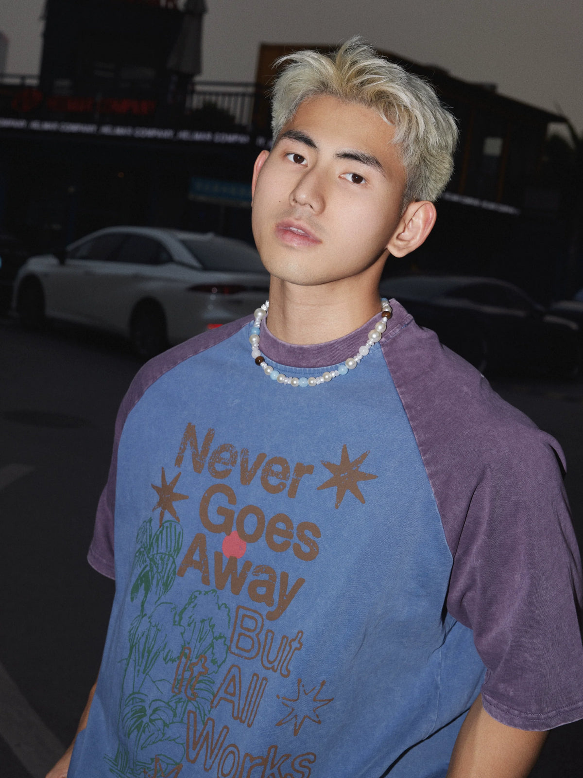 Never Goes Away Graphic Tee - Notkicks