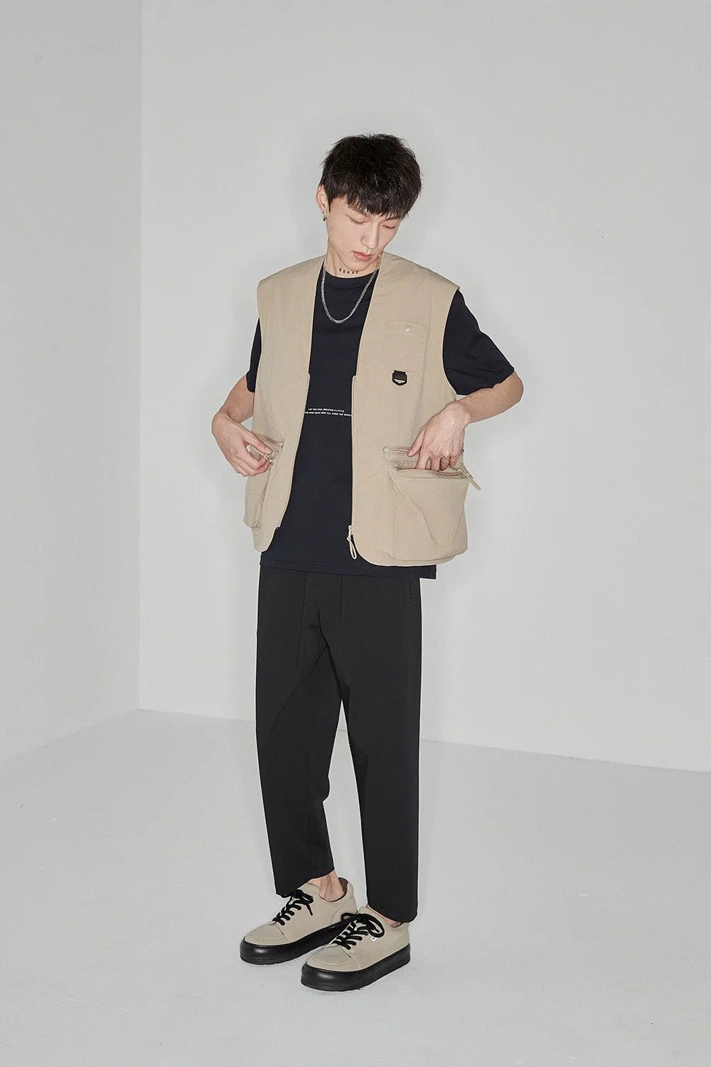 Color Block Letter Print Standard Tee - Notkicks
