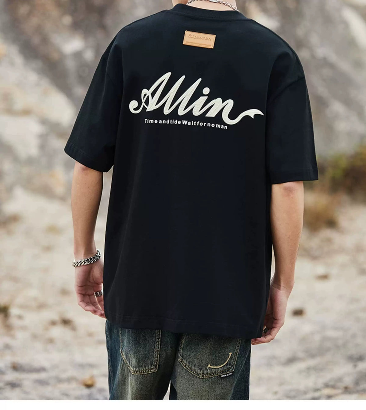 Heritage Script Graphic Oversized Tee - Notkicks