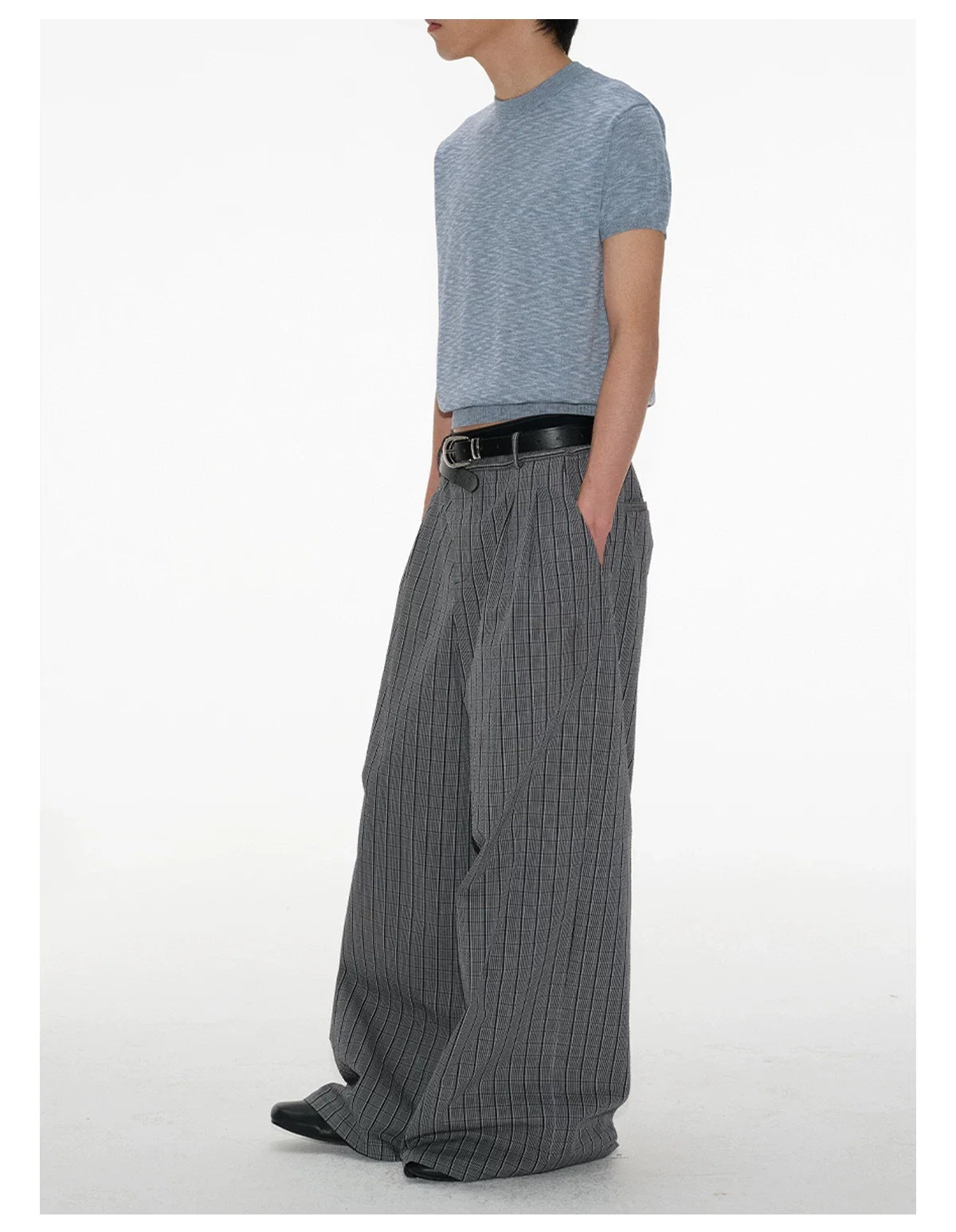 Mock Neck Short-Sleeve Knit Tee - Notkicks