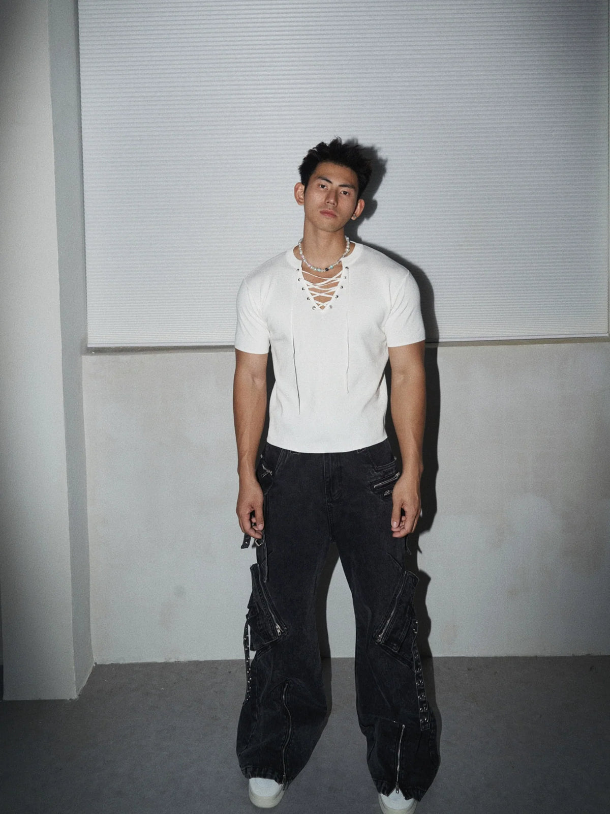 Lace-Up T-Shirt - Notkicks