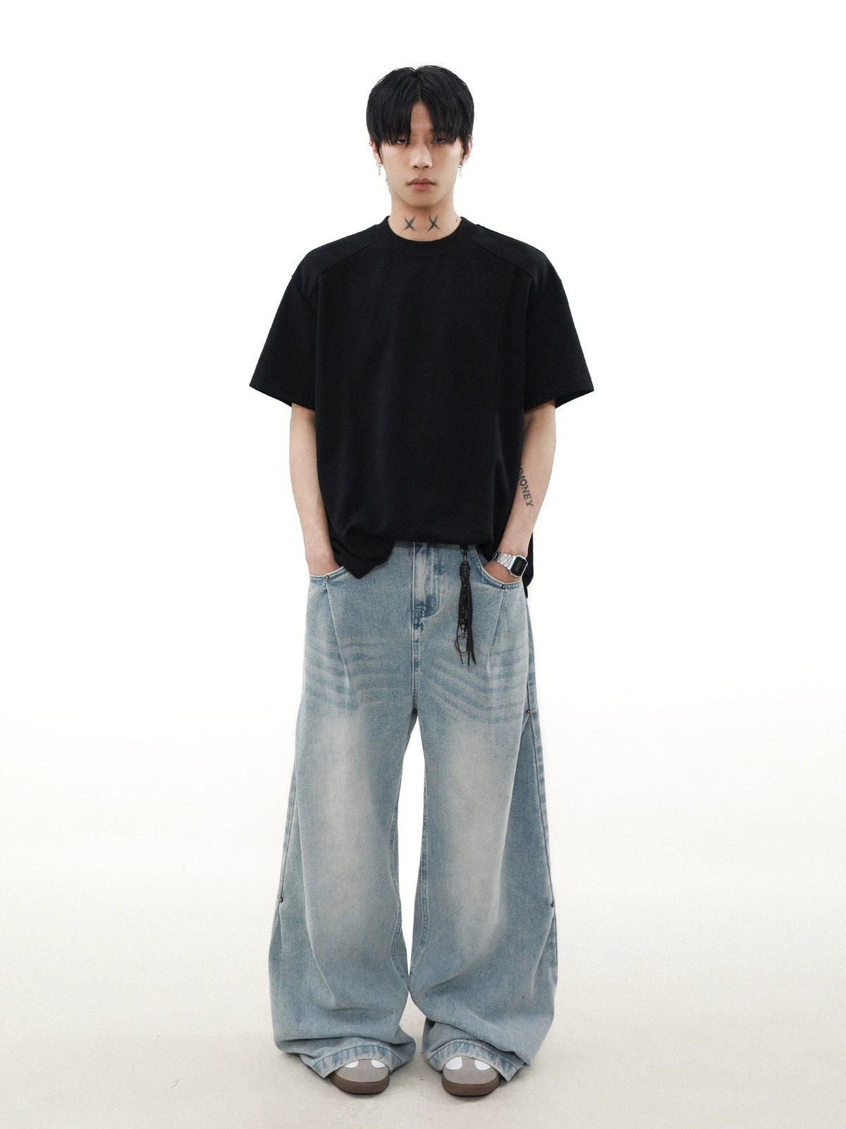 Silverline Seam Detail Relaxed Tee - Notkicks