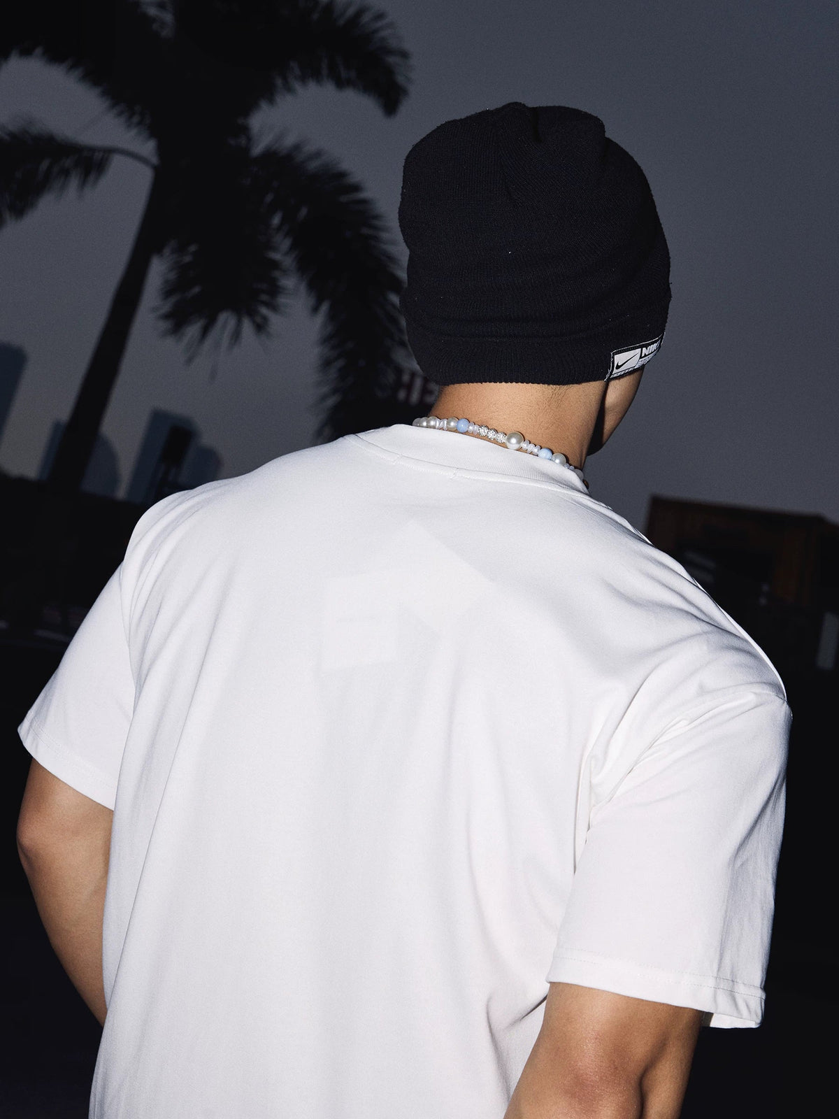 Blurred Walker Graphic White Tee - Notkicks