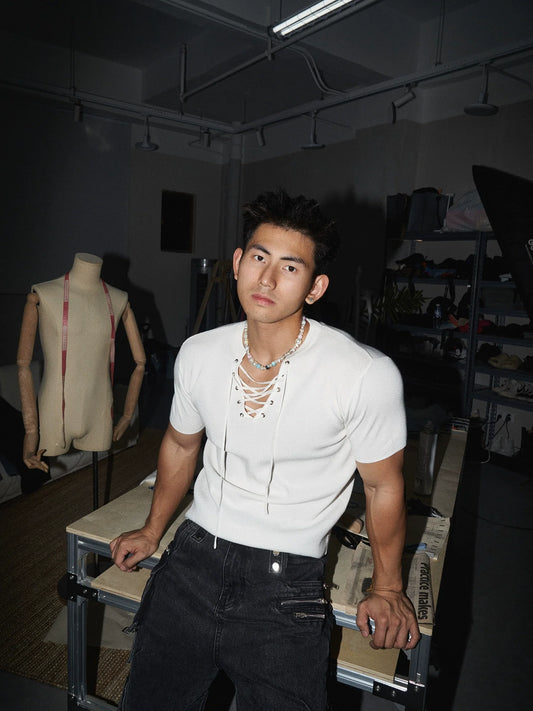 Lace-Up T-Shirt - Notkicks