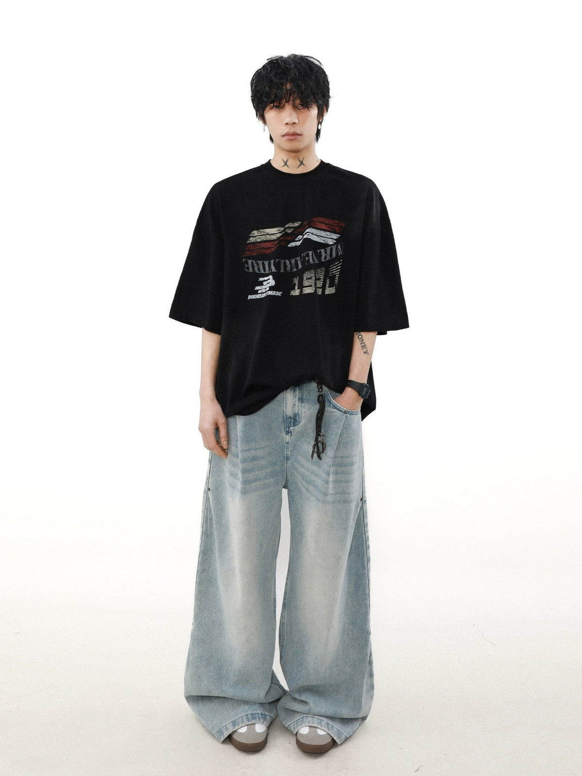 Gridline Drift Graphic Oversized Tee - Notkicks