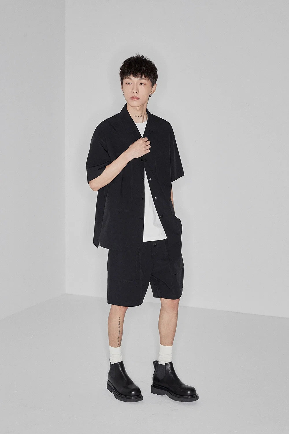 Color Block Letter Print Standard Tee - Notkicks