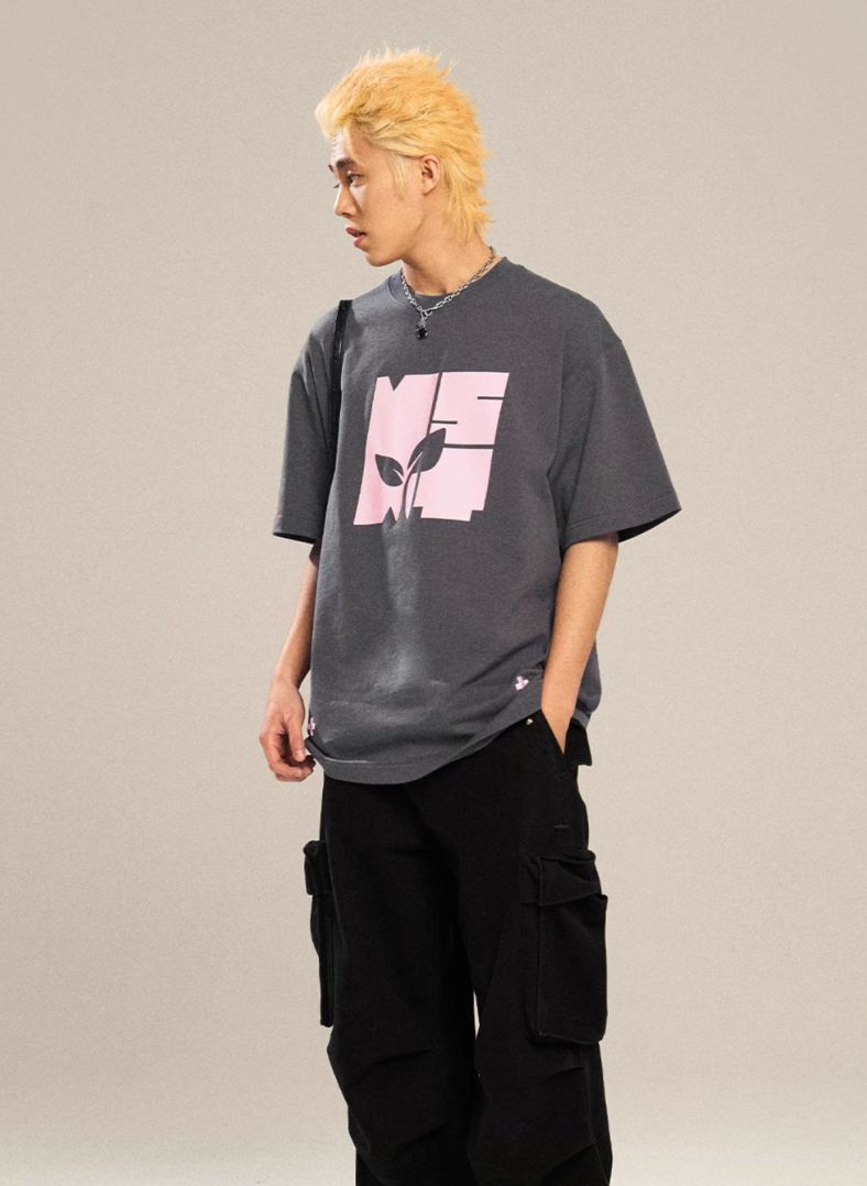 Graphic T-Shirt With Contrast Logo - Notkicks