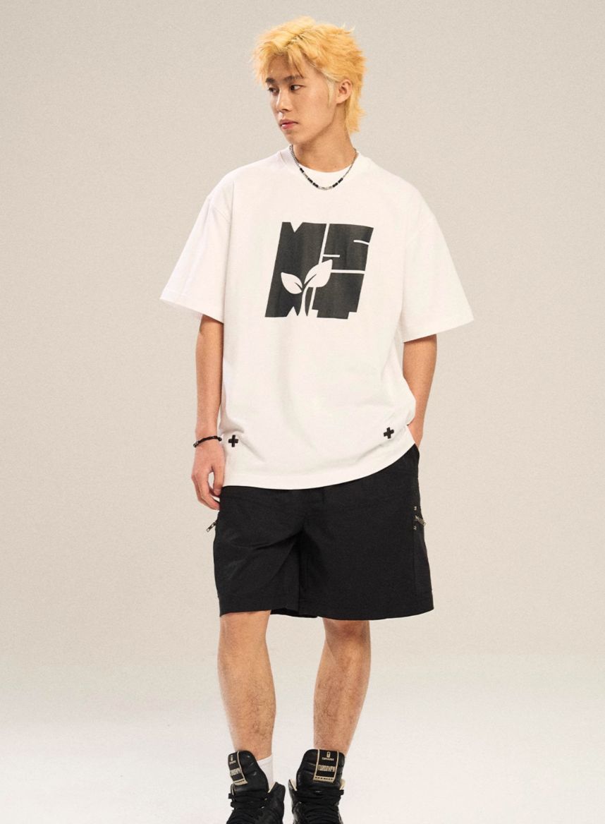Graphic T-Shirt With Contrast Logo - Notkicks