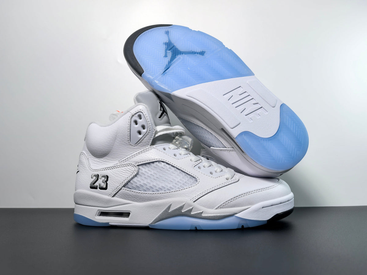 Air Jordan 5 OG White Metallic - Classic Style meets Performance