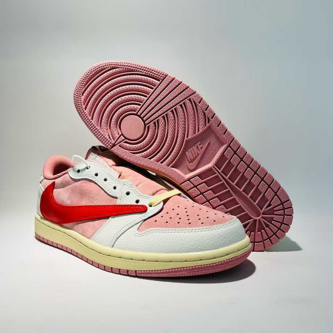 Travis Scott x Air Jordan 1 Low OG – A Legendary Sneaker Collaboration