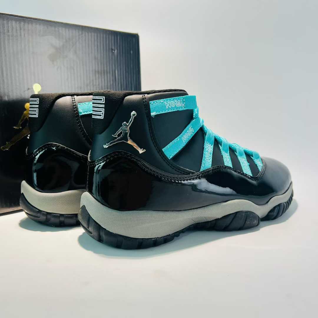 Air Jordan 11 Retro - A Timeless Sneaker Icon