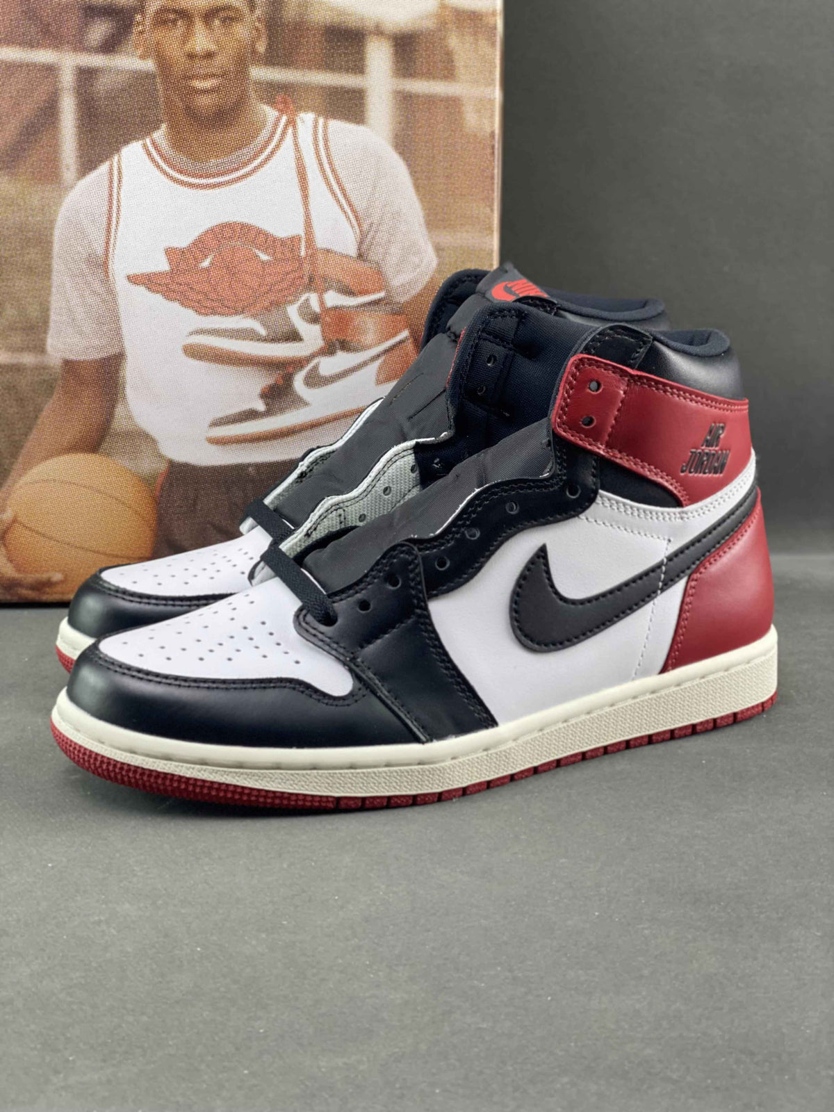 Custom Air Jordan 1 High OG“Black Toe Reimagined”