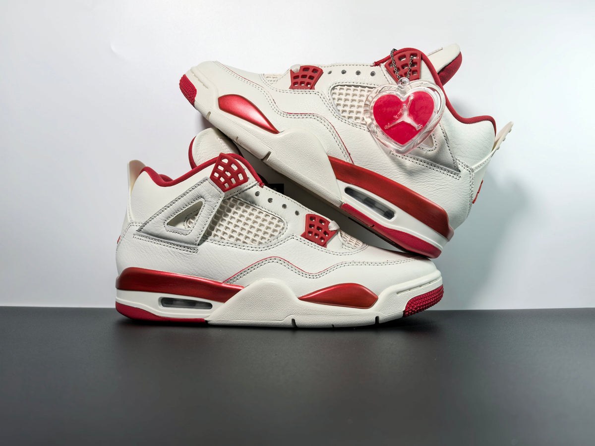 Air Jordan 4 Retro - Elevate Your Style and Comfort