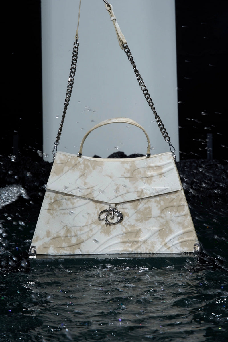 Embossed Metal Buckle Vintage Tote Bag - Notkicks