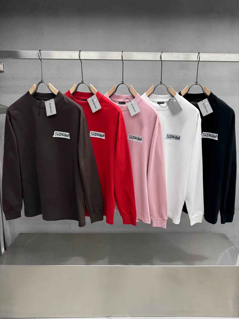 Balenciaga Sweatshirt 002