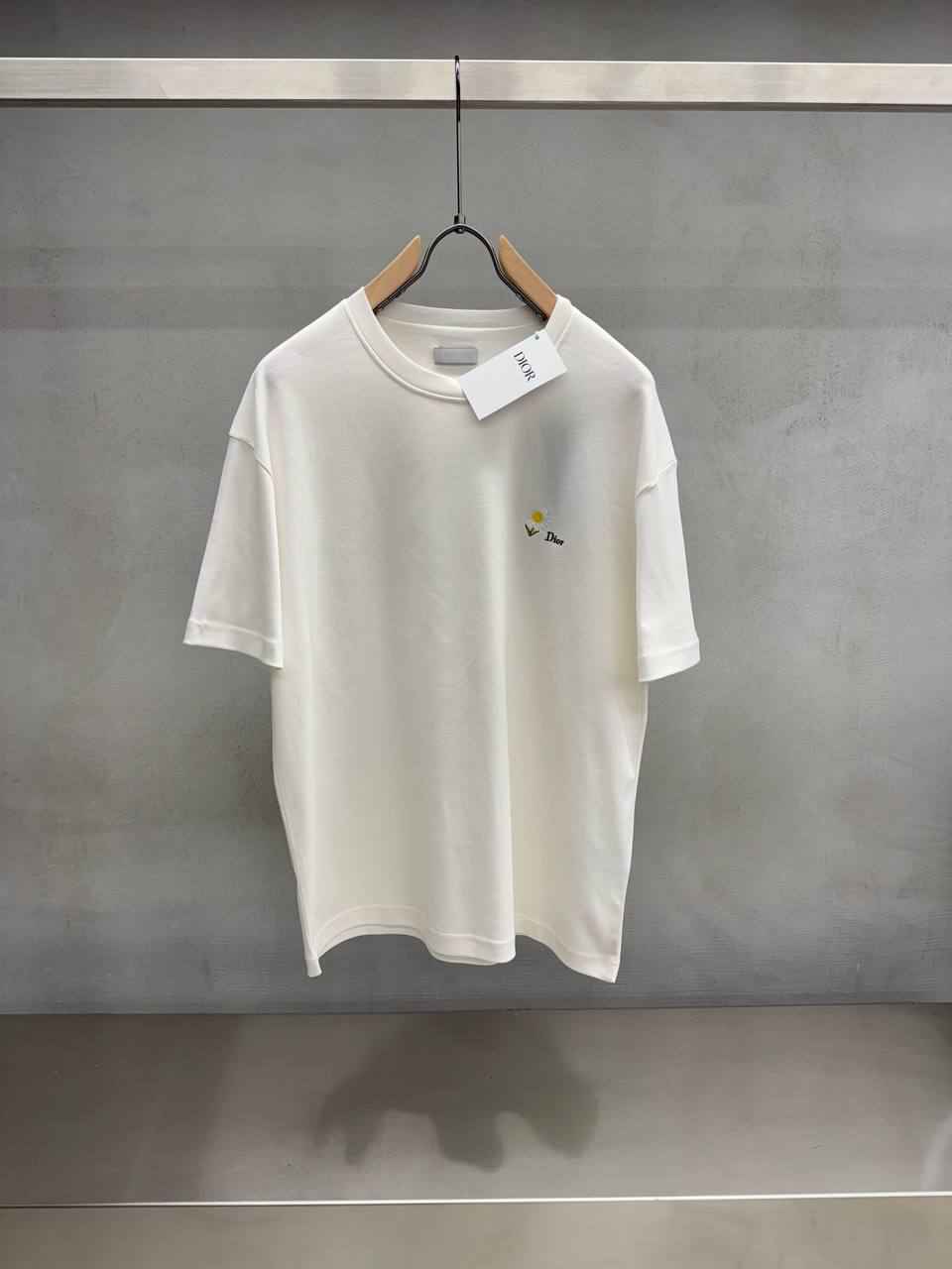 Dior T-Shirt