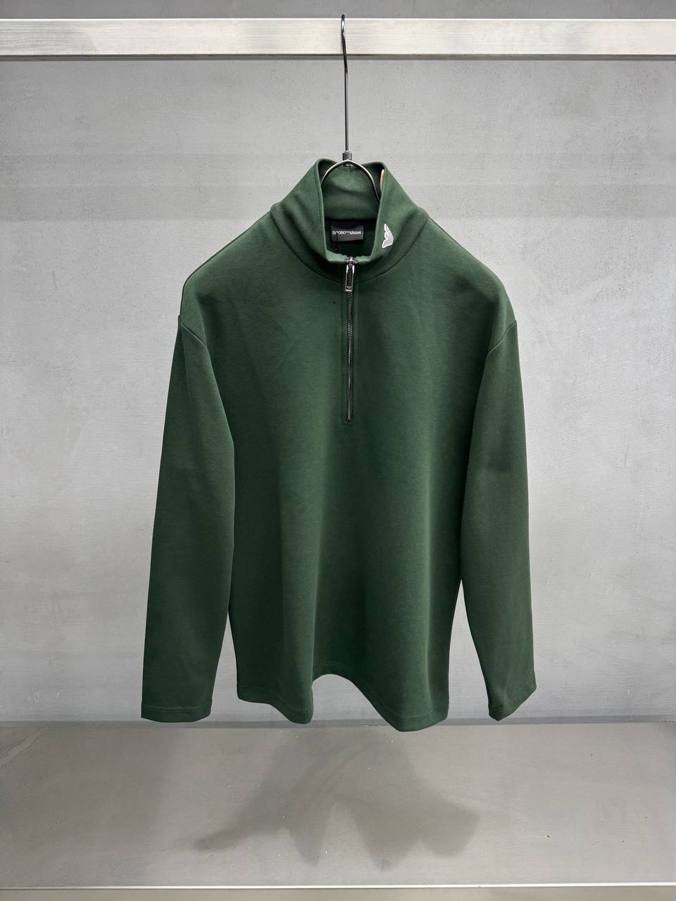 EA Sweatshirt