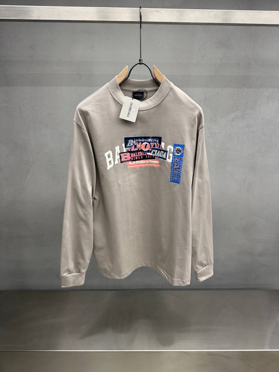 Balenciaga Sweatshirt 004
