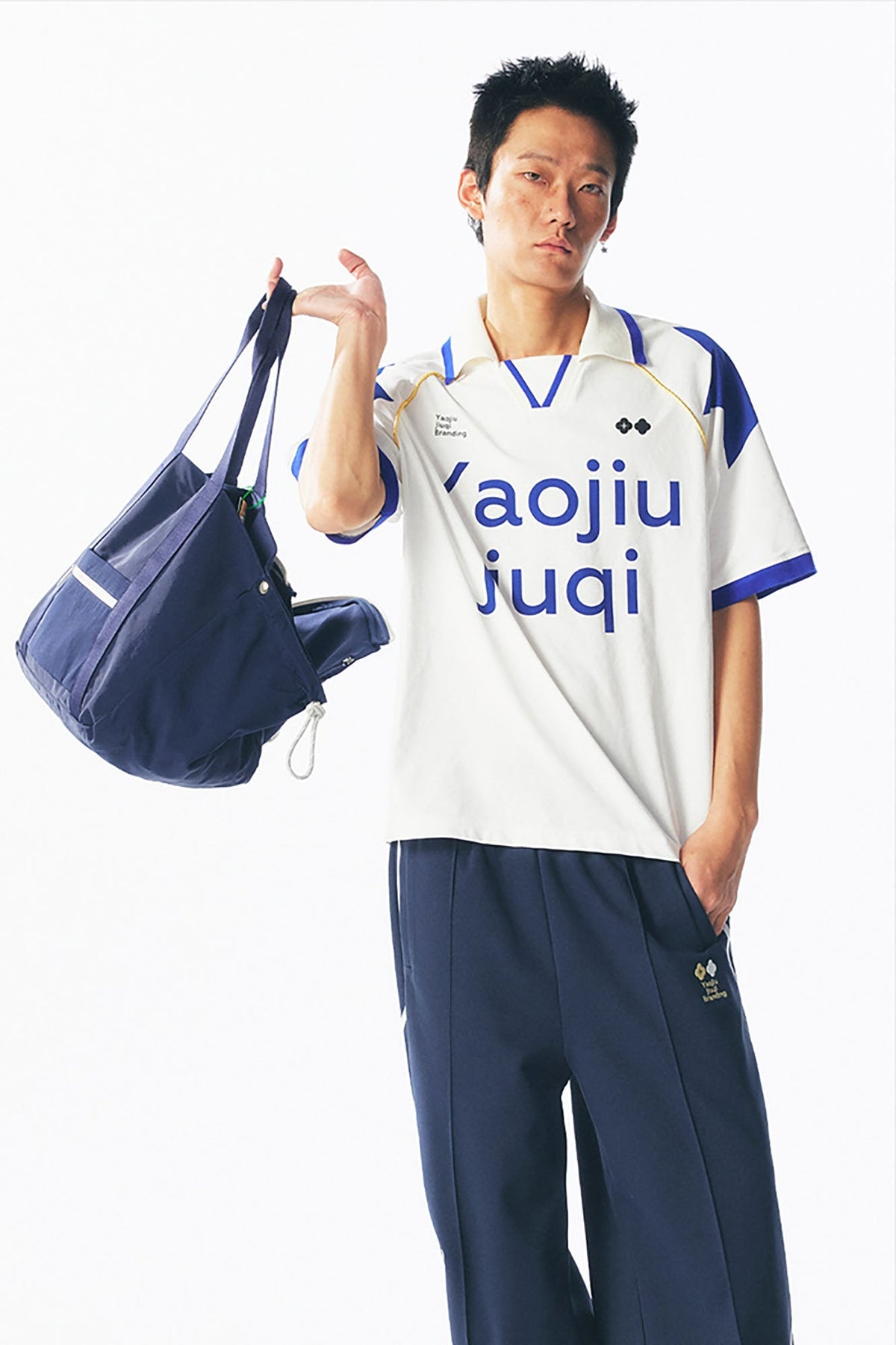 Retro Contrast-Panel V-Neck Jersey - Notkicks
